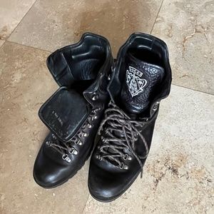 AUTHENTIC Gucci Men's Black Leather Lace-up Combat Trekking Boots size 11 1/2 G